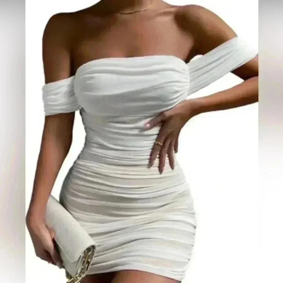 White Mesh Mini Bodycon Women’s Dress w/full nude lining size S/M stretch, NWT - Picture 1 of 14